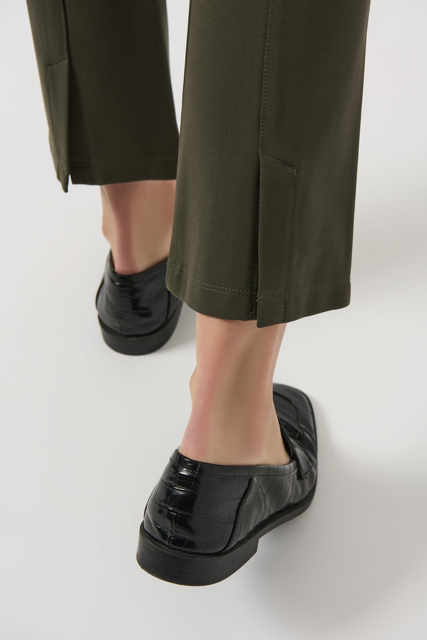 Heavy Knit Slim Fit Pull-On Pants