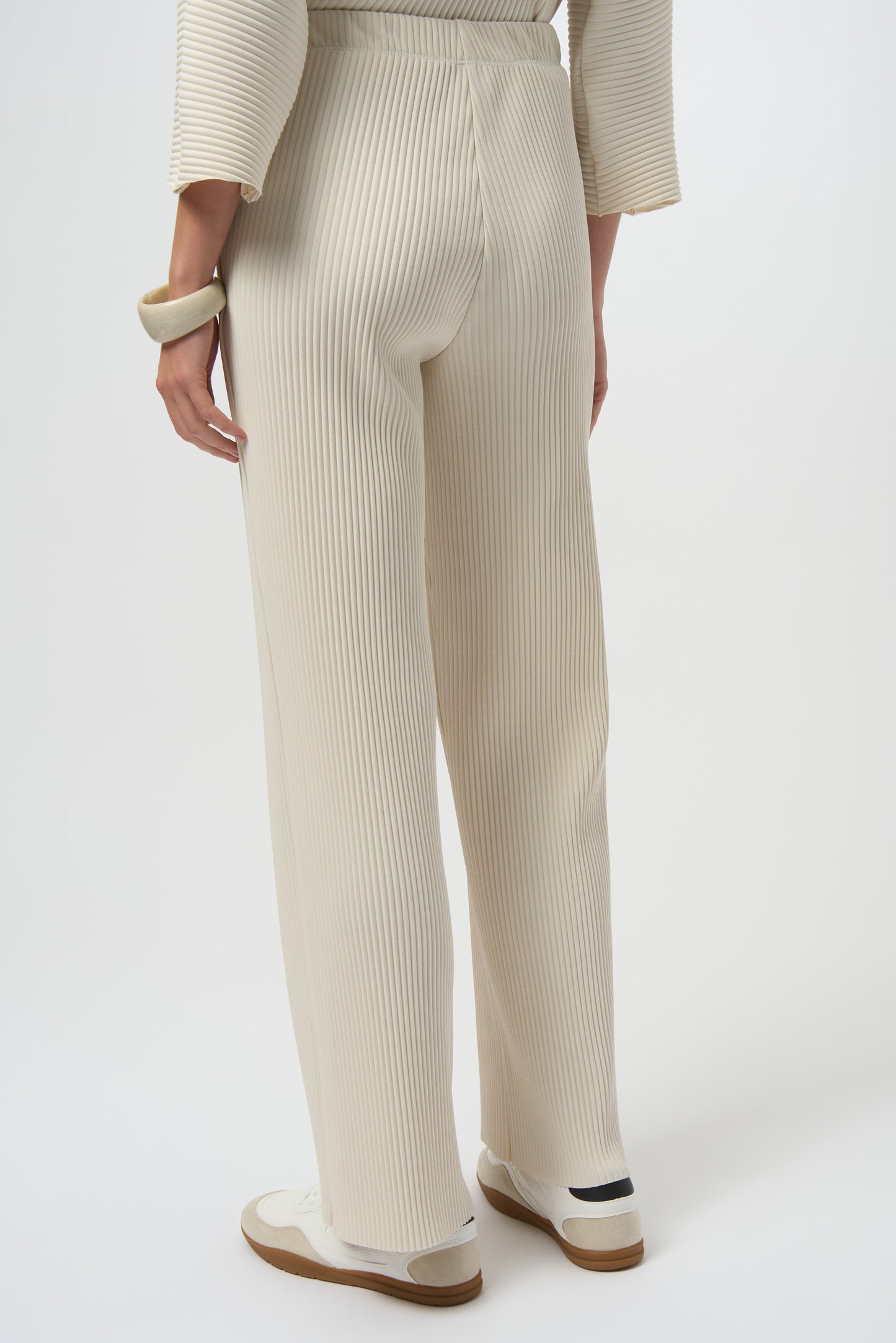 Pleated Scuba Crepe Wide-Leg Pants