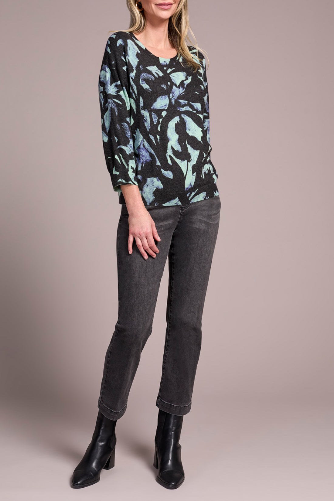 Mint Soft Yarn Three-Quarter Sleeve Crewneck Sweater