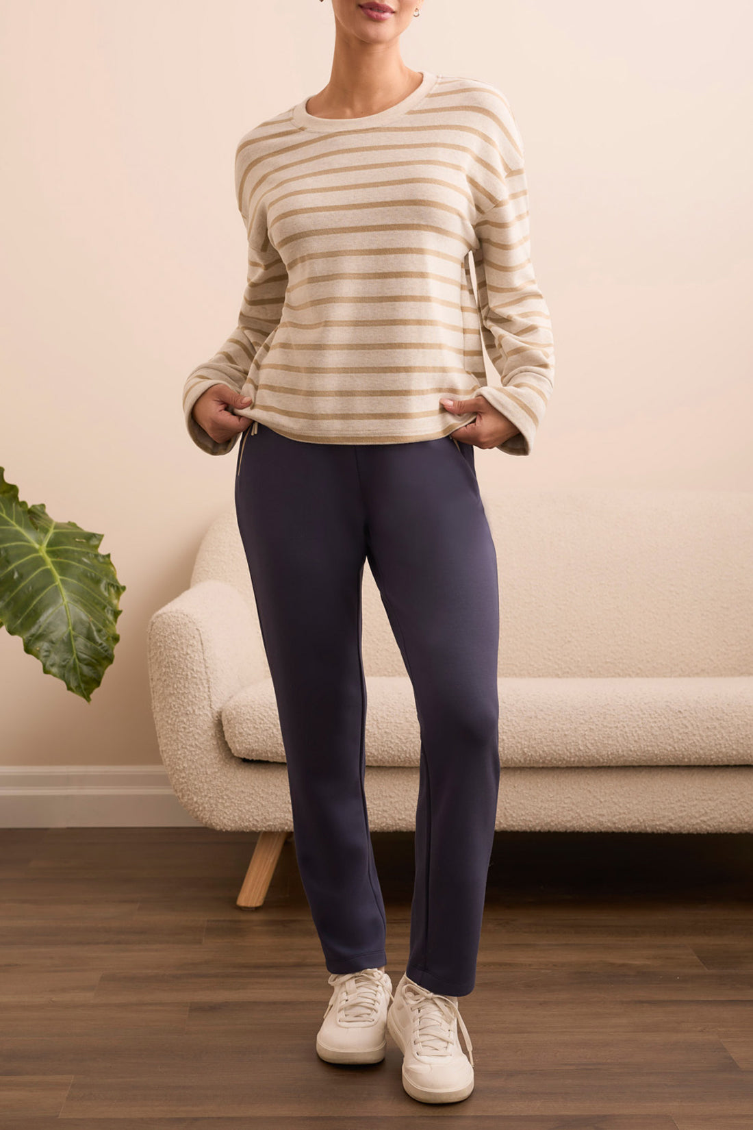Long Sleeve Stripe Crew Neck Brush Knit Top