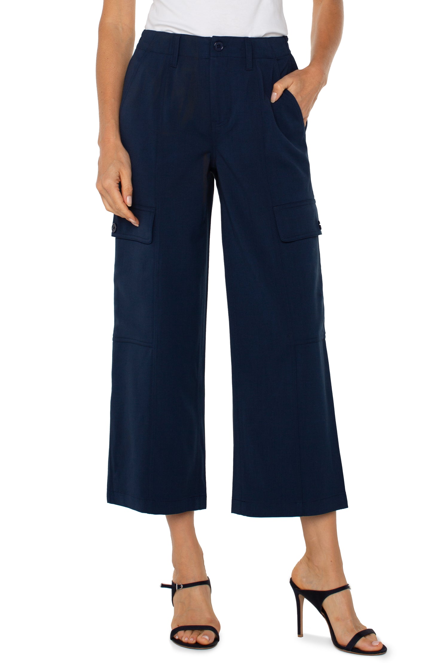 Hi-Rise Cargo Crop Straight Pant