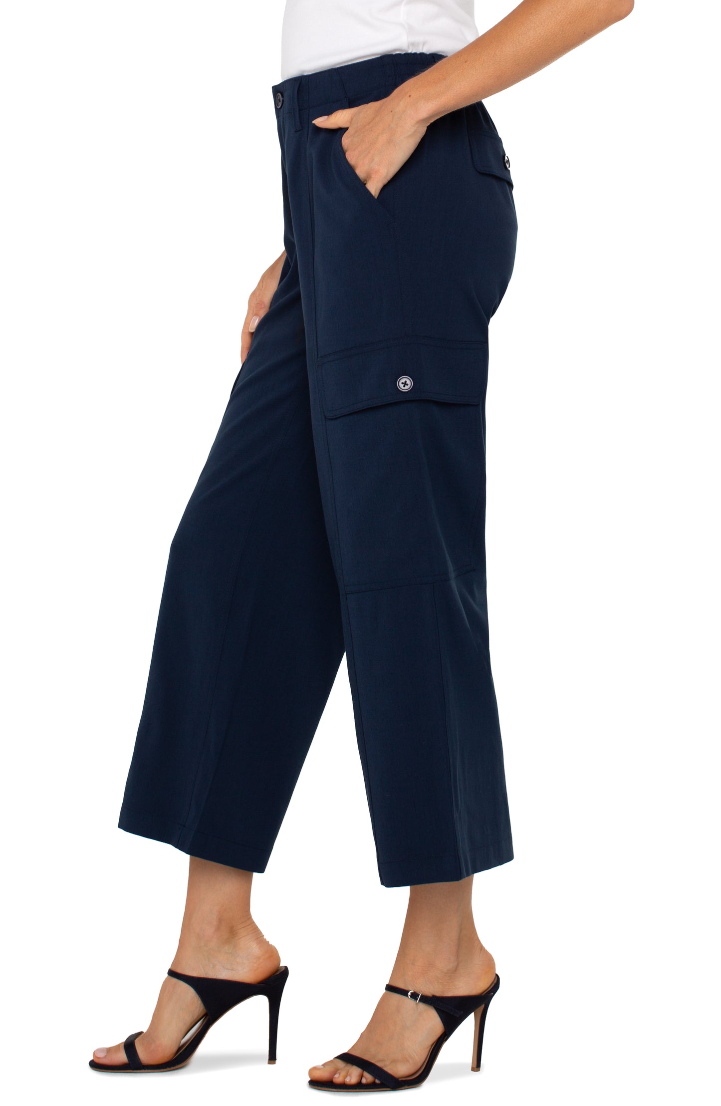 Hi-Rise Cargo Crop Straight Pant